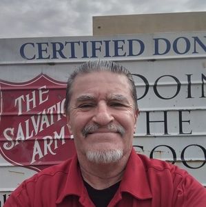 Meet your Posher, Raymond